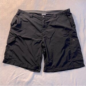 Columbia Men’s shorts size 44